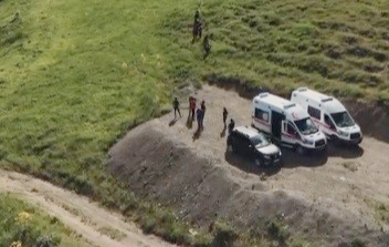 Tunceli’de mantar toplamak için araziye çıkan 3 kişi ayı saldırısında yaralandı