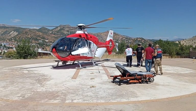Elinden yaralanan hasta, helikopter ambulansla Malatya’ya sevk edildi