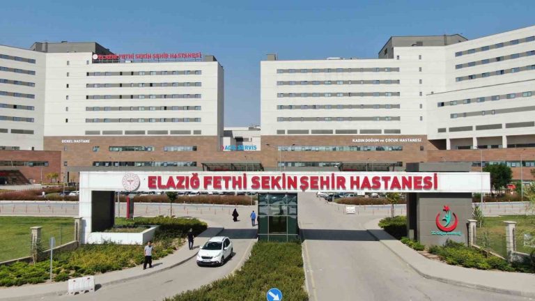 Palu’da ağır yaralı halde bulunan polis memuru hayatını kaybetti