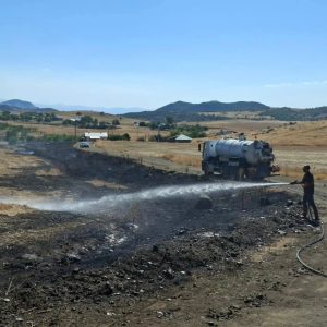 Hozat Çağlarca köyünde çıkan yangın büyümeden söndürüldü